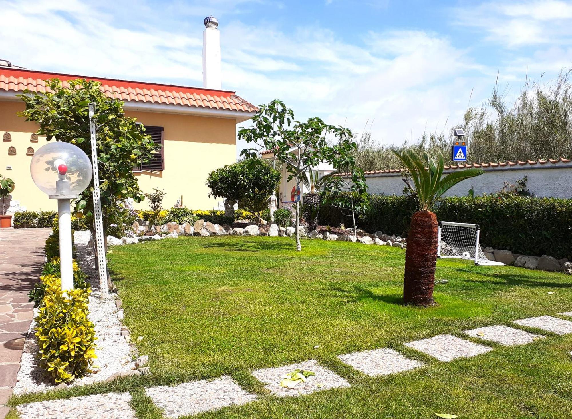 A Casa Dell' Artista Villa Fiumicino Exterior foto